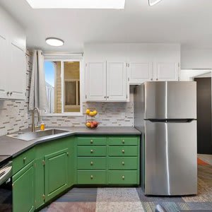 Stylish Green n Gold 2BR 1Bath Apartment