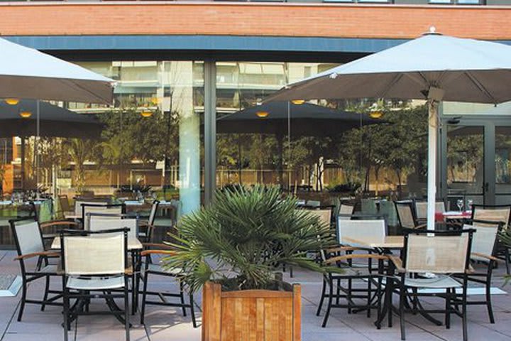 Terraza del Hesperia Del Mar, hotel en Barcelona