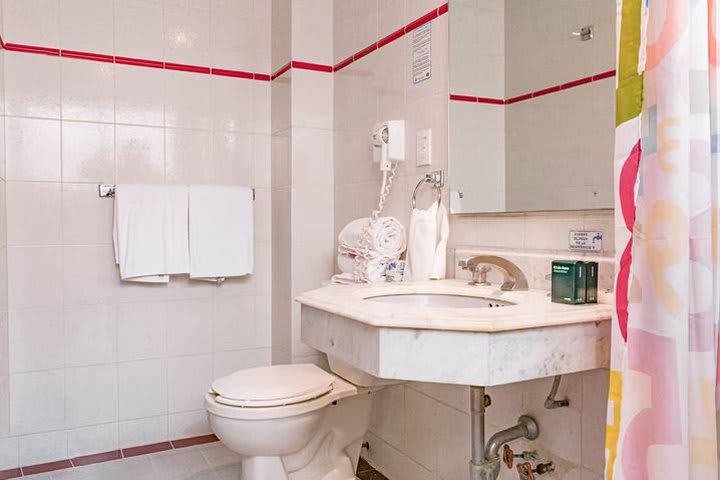 Private guest bathroom with shower