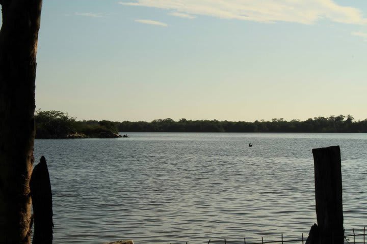 You can practice non-motorized sports in the lagoon