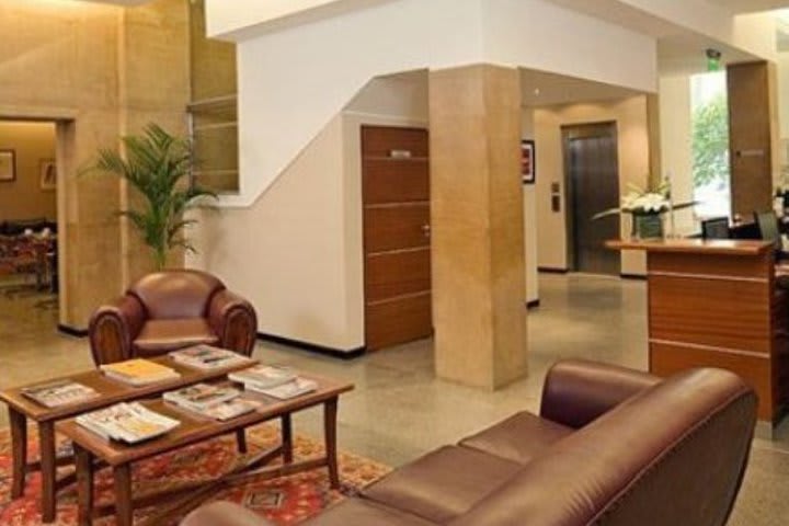 Lobby del hotel Alma del Plata Buenos Aires