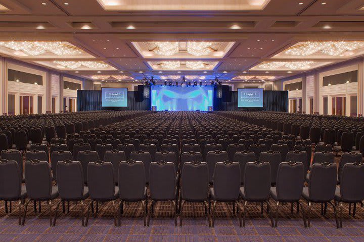 Meeting room at the Hyatt Regency O'Hare hotel in Chicago
