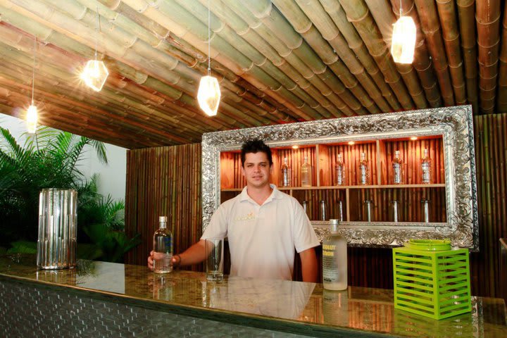 Bar en el área del lobby