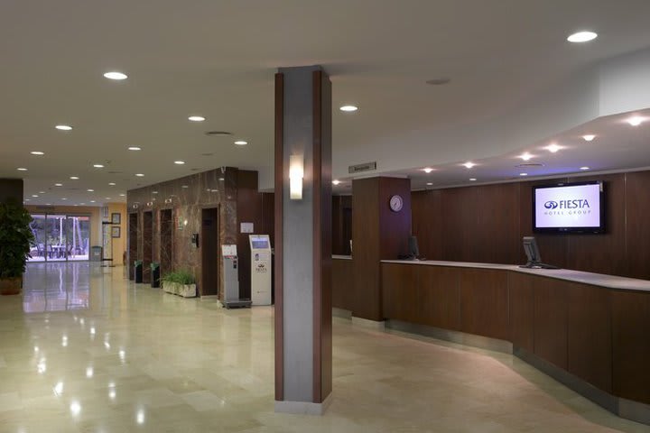 Front desk at the Fiesta Tanit hotel near the beach in Sant Antoni de Portmany