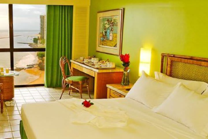 Dorisol Recife Grand Hotel features 196 rooms