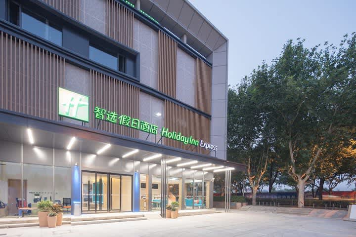 PriceTravel - Viaja fácil, sin pretextos