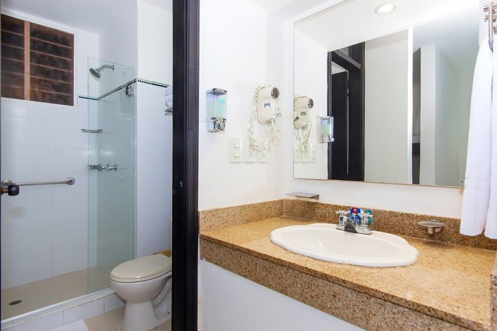 Baño privado de una habitación estándar