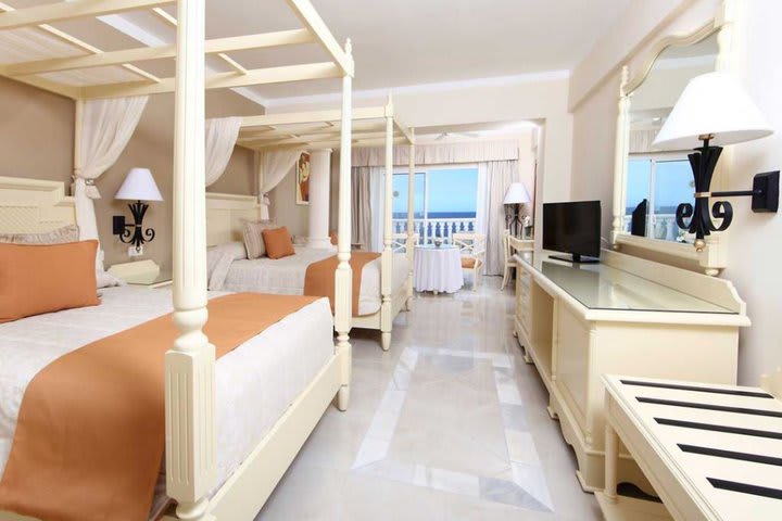 Img - Junior suite deluxe oceanview - LUXOF
