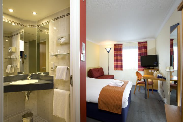 El hotel Holiday Inn Express Greenwich en Londres cuenta con 162 habitaciones