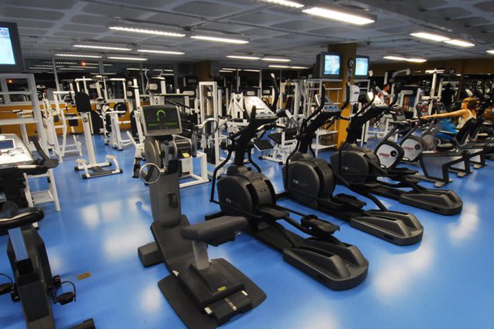 Fitness center within the Quality hotel in Niteroi
