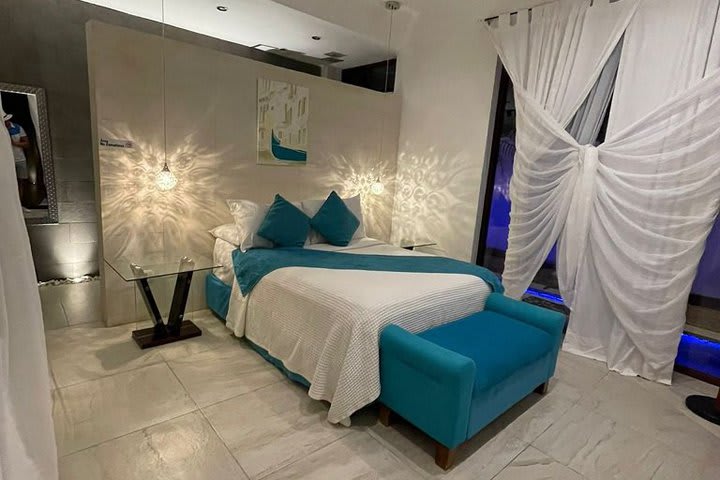 Luxury guest room