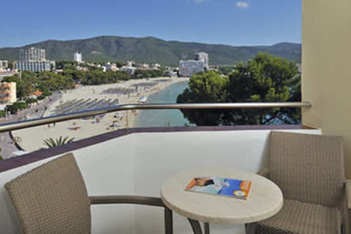 PriceTravel - Viaja fácil, sin pretextos