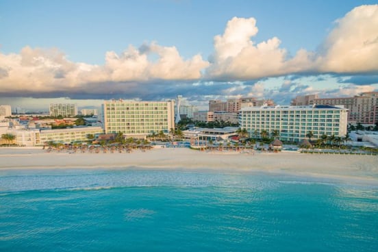 Krystal Cancun Hotel & Resort