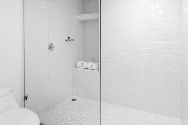 Private guest bathroom with shower