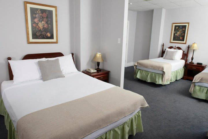 Family quadruple room at Hotel Grand Union