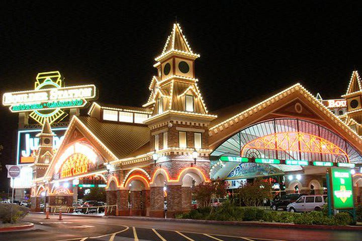 Estacionamiento del Boulder Station Hotel & Casino