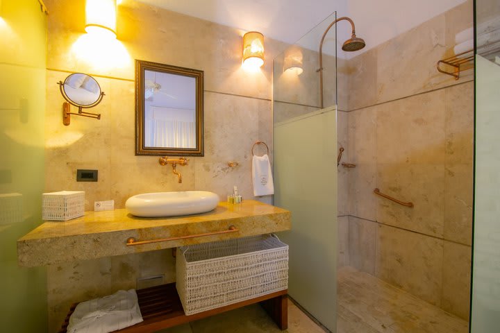 Baño de habitación estándar