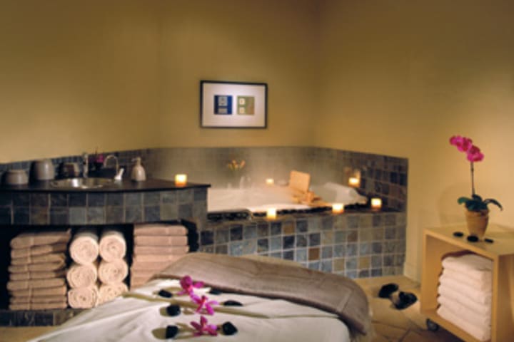 Sheraton Vancouver Wall Centre tiene un spa