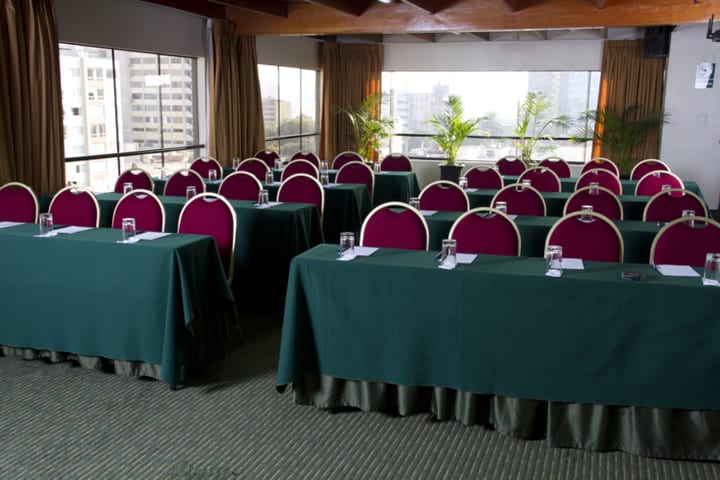 Faraona Grand Hotel tiene una sala de eventos con capacidad para 90 personas