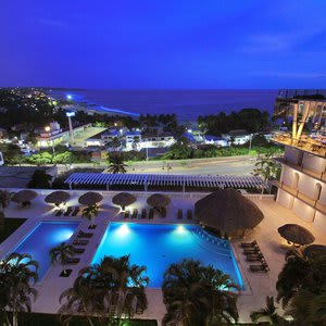 Caracol Plaza Hotel & Resort