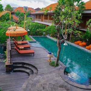 Fourteen Roses Boutique Hotel Legian