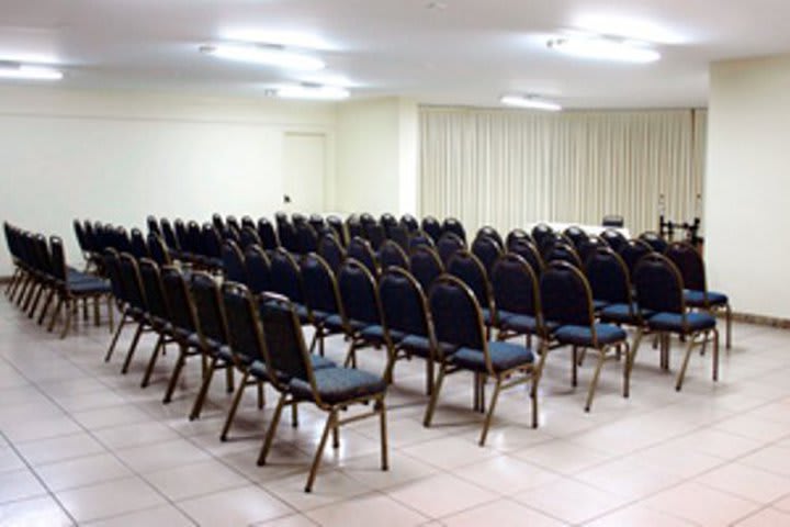 Salón de eventos del hotel Bristol Metropolitan