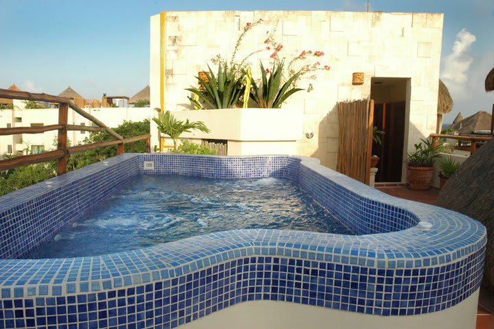 Jacuzzi en la terraza