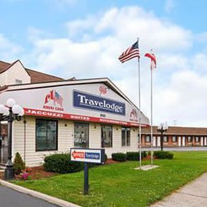 Travelodge by Wyndham Niagara Falls