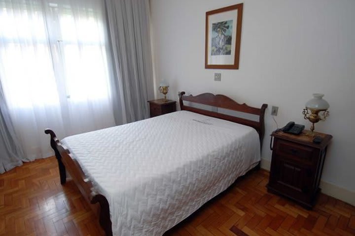 Guest room at Grande Hotel de Ouro Preto