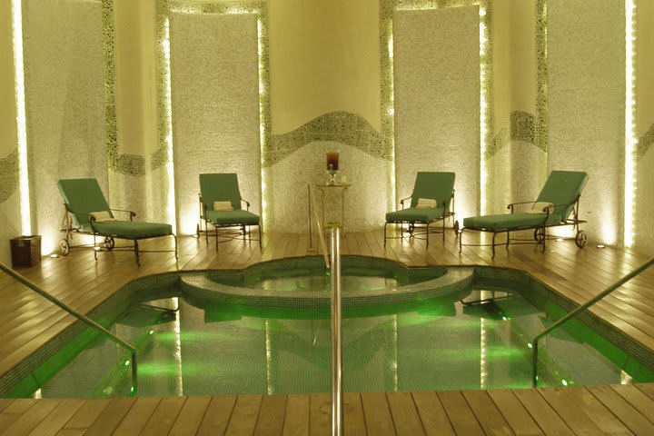 Hydrotheraphy at the spa