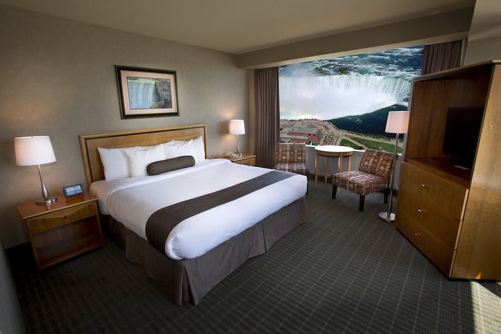 Img - Tower Room Falls View One King
