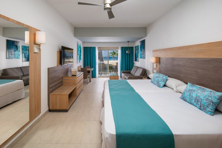 Img - Junior Suite ocean view