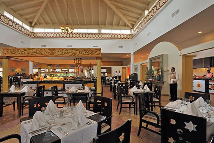 Restaurante bufet Santa María del Mar