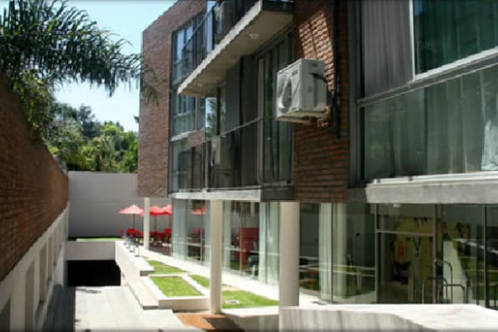 Interior del Forcadell, hotel en Martínez