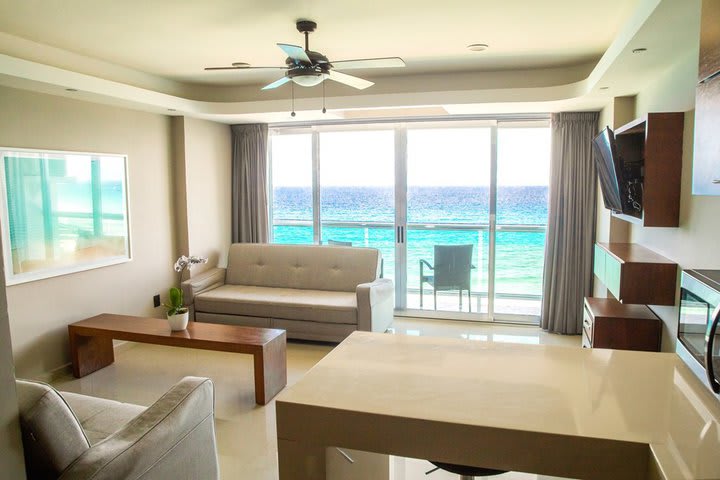 Sitting area in the penthouse