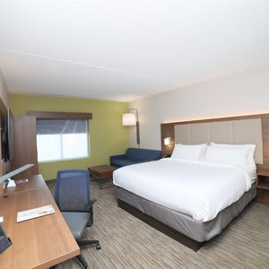 Holiday Inn Express Naperville, an IHG Hotel