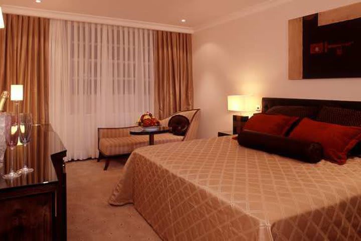 Habitación en el Courthouse DoubleTree – Regent Street, hotel en Londres