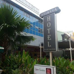 Arianna Hotel