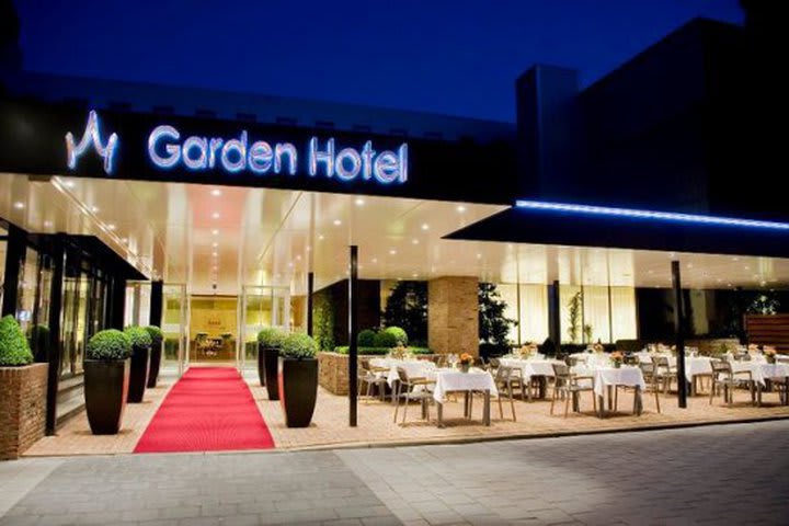 restaurants near bilderberg garden hotel