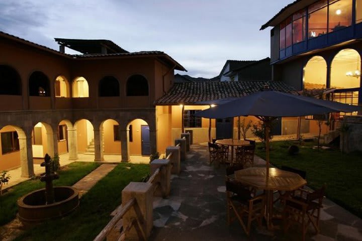 Patio del hotel