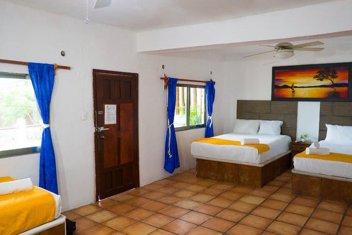 Family guest room with terrace overlooking the lake