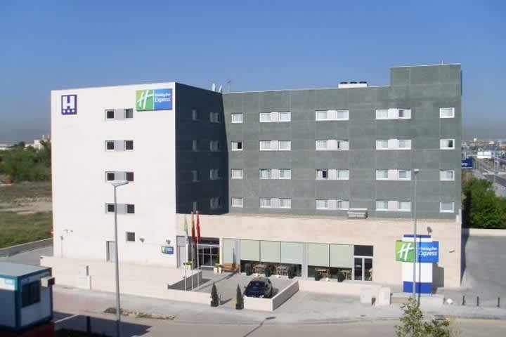 Holiday Inn Express Madrid Airport