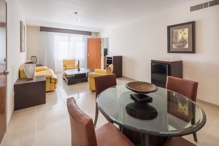 Sitting and dining area in a suite