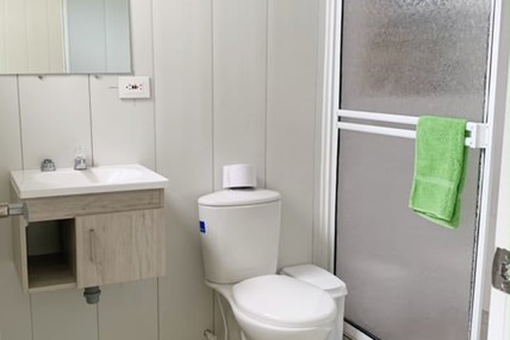 Baño en un apartaestudio