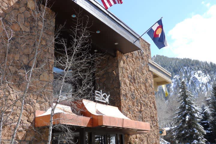 Sky Hotel, a Kimpton Hotel