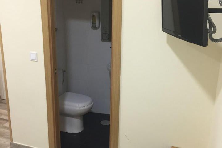 Twin With Shared Bathroom