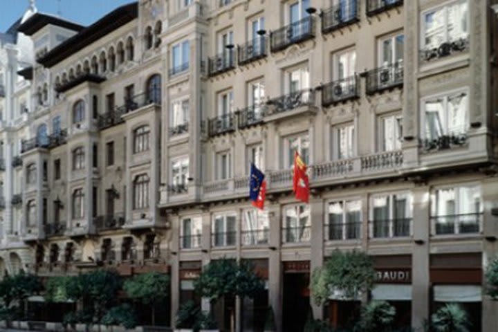 Vista frontal de Catalonia Gran Vía