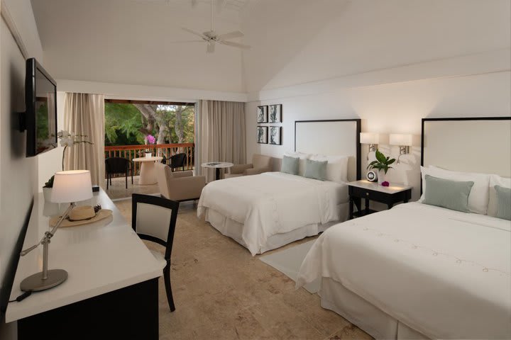 Casita Superior guest room with two beds