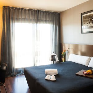 Hotel Tach Madrid Airport