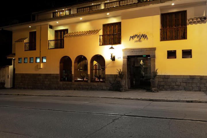 MamaSara Hotel